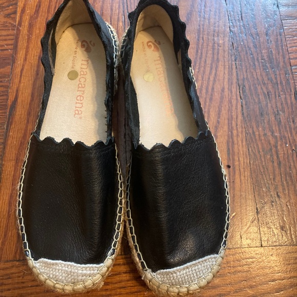 macarena Shoes - Macarena black leather espadrilles size 6
